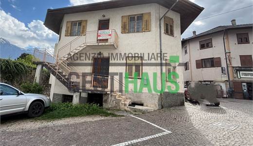 Porzione di Casa in vendita a Telve