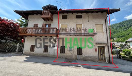 Porzione di Casa in vendita a Levico Terme