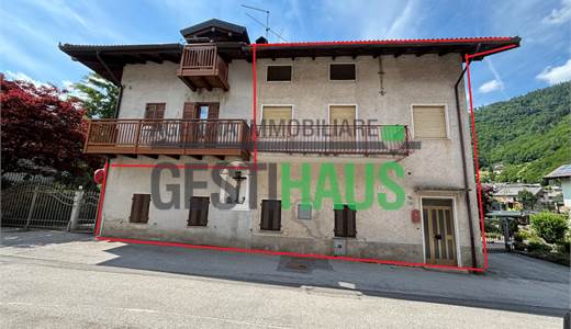 Porzione di Casa in vendita a Levico Terme